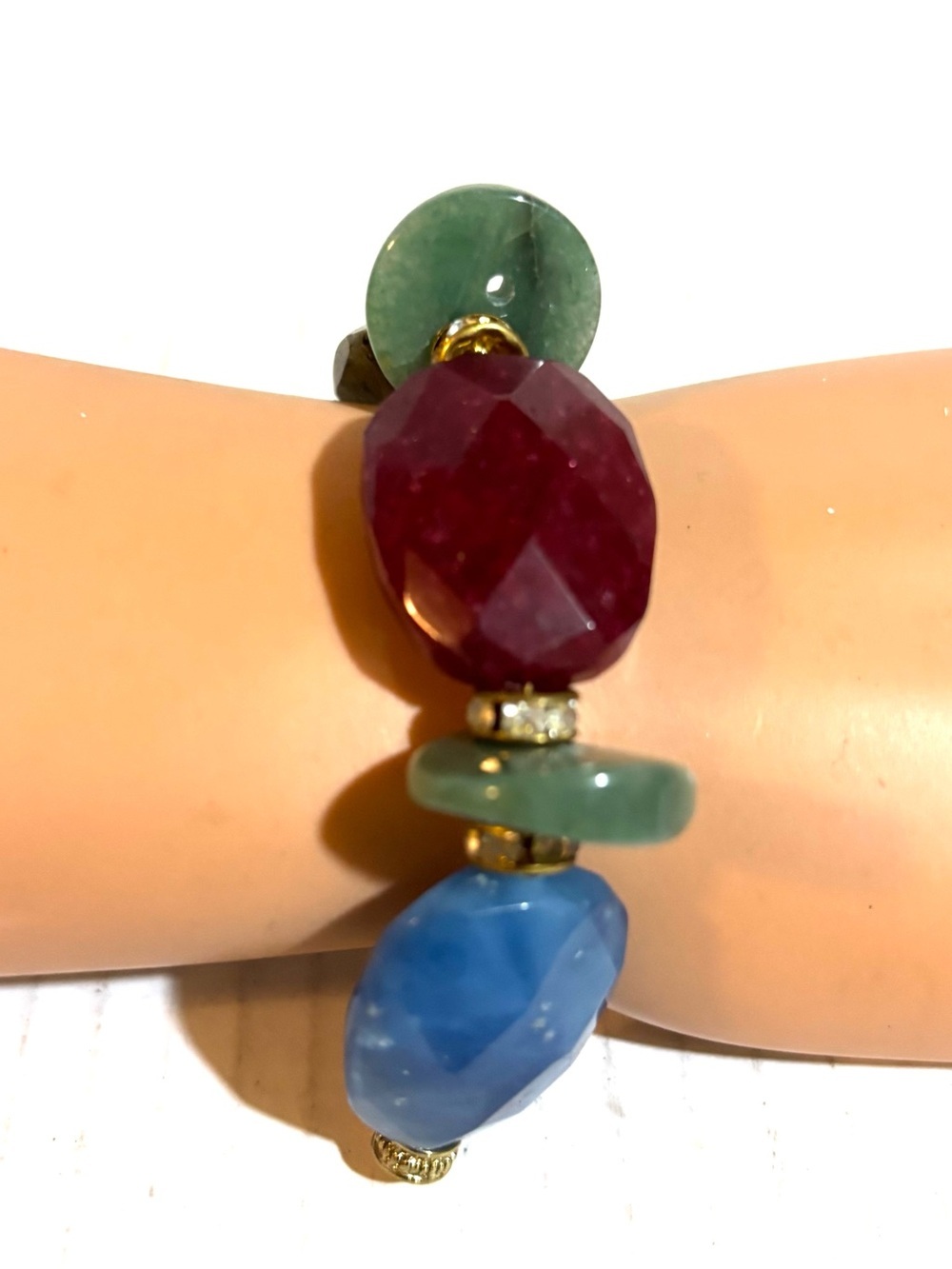 Faceted Multi-Stone Stretch Bracelet in Burgundy, Green & Blue